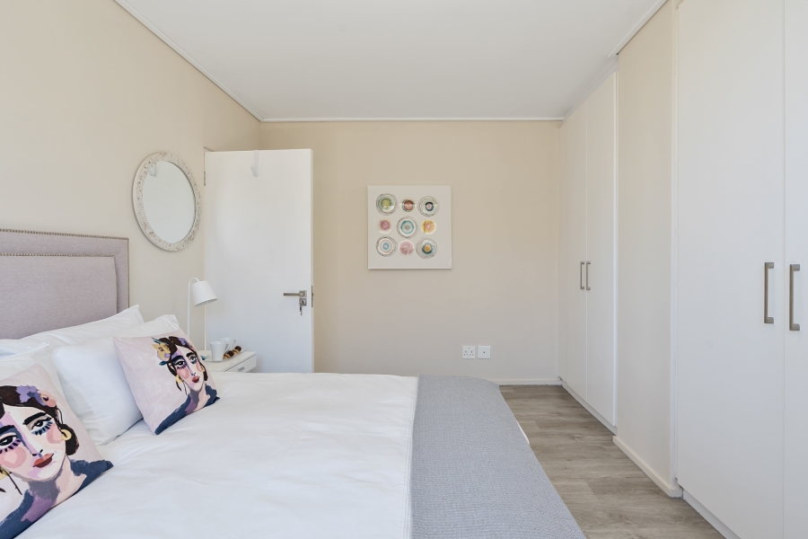 2 Bedroom Property for Sale in Green Point Western Cape